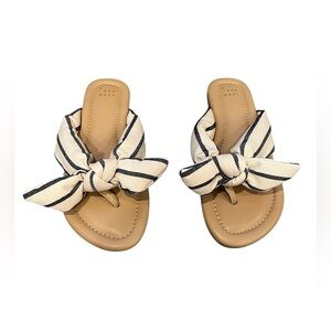 Adley Tan/Off White/Blue Flip Flop Sandals with Striped Bow A New Day Size 6.5
